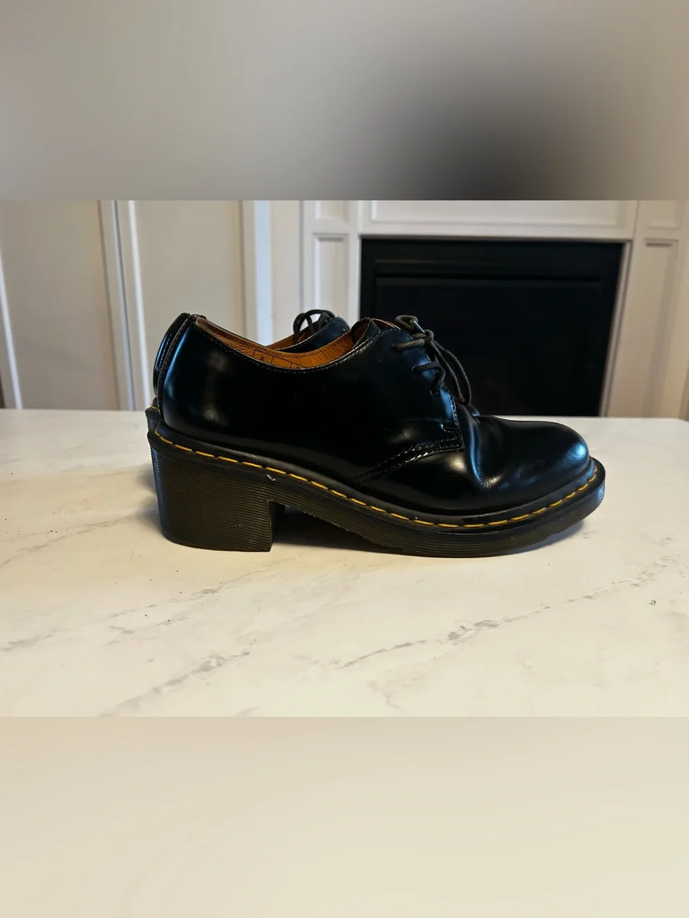Black leather Dr. Martens 1461 platform shoes in US 8 #platform #drmartens